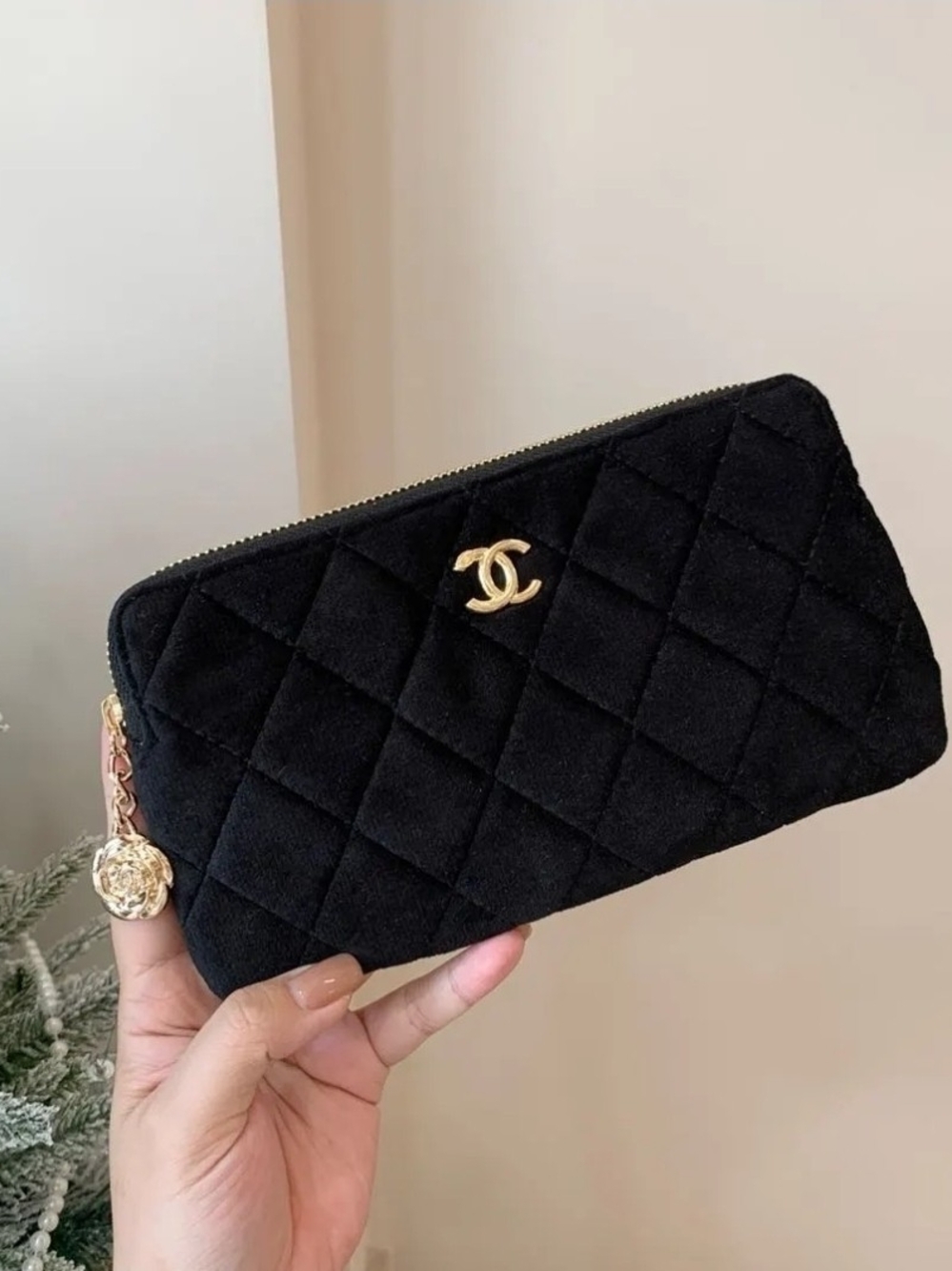 Quilted Black Velvet Cosmetic Pouch & Make Up
